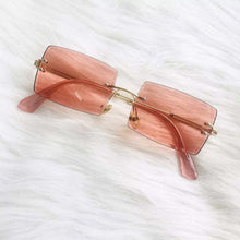 Load image into Gallery viewer, Pop Smokes