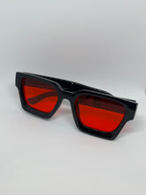 Load image into Gallery viewer, Solo
