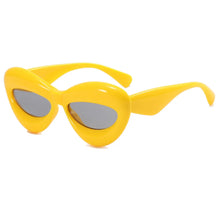 Load image into Gallery viewer, Groovie
